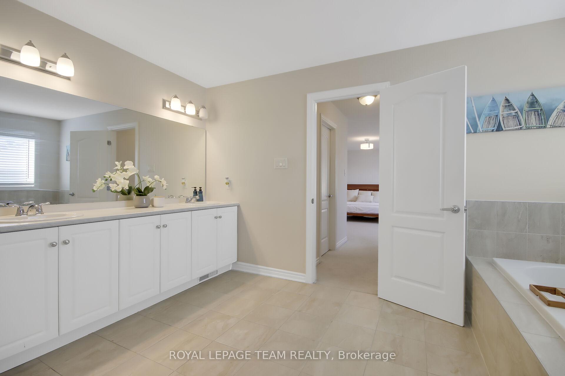 Photo 31 of 628 Silver Spruce Way, Ottawa, Kanata - Emerald Meadows/Trailwest — HOMEH