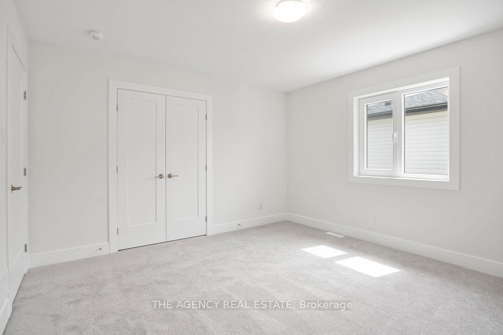 Photo 9 of 19 Poole Crescent, Middlesex Centre, Kilworth — HOMEH