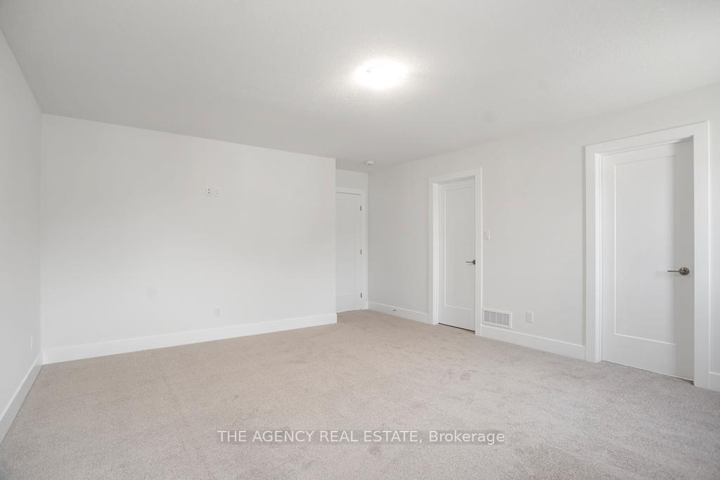 Photo 17 of 19 Poole Crescent, Middlesex Centre, Kilworth — HOMEH