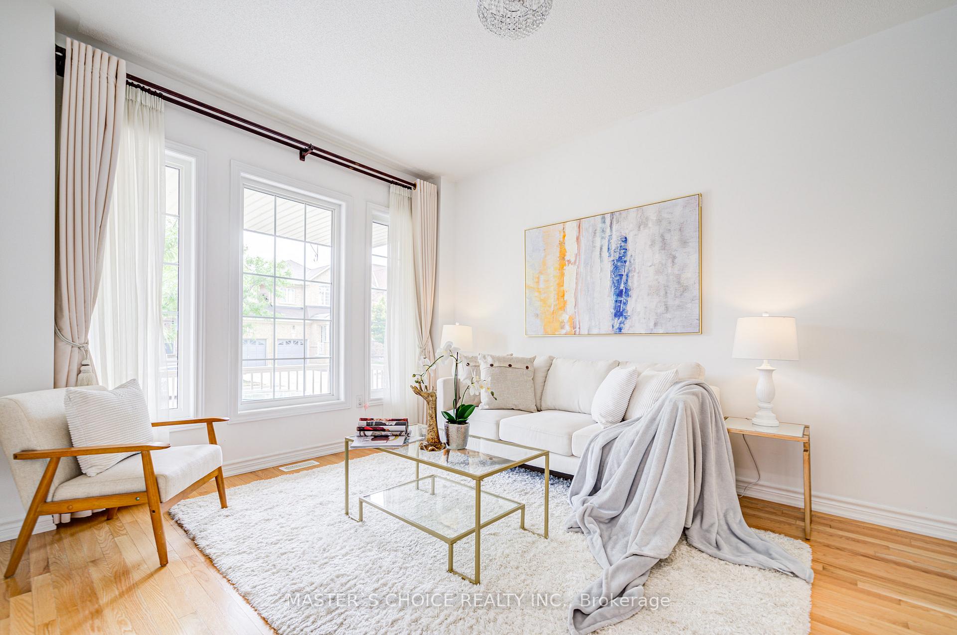 Photo 5 of 729 Hammersly Boulevard, Markham, Wismer — HOMEH