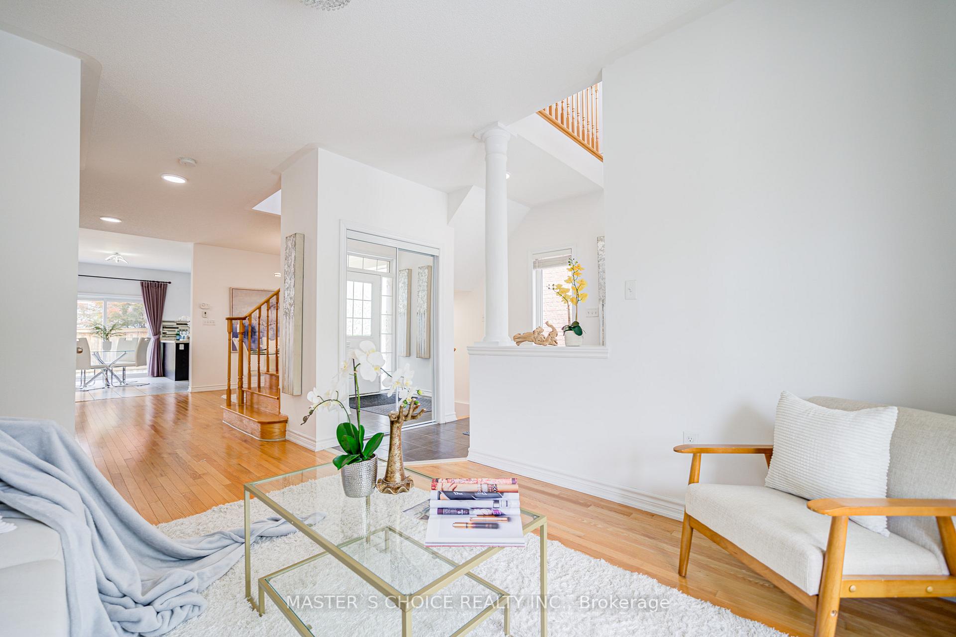 Photo 7 of 729 Hammersly Boulevard, Markham, Wismer — HOMEH