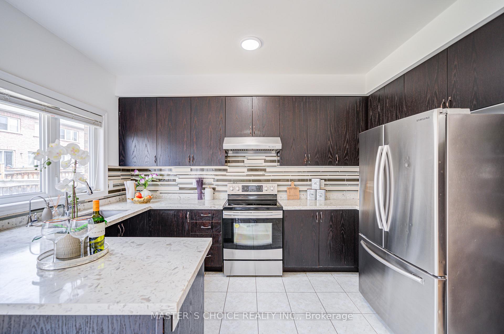 Photo 21 of 729 Hammersly Boulevard, Markham, Wismer — HOMEH
