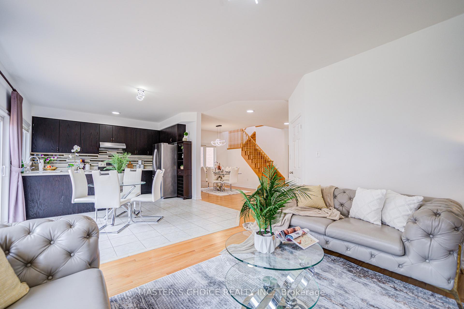 Photo 22 of 729 Hammersly Boulevard, Markham, Wismer — HOMEH