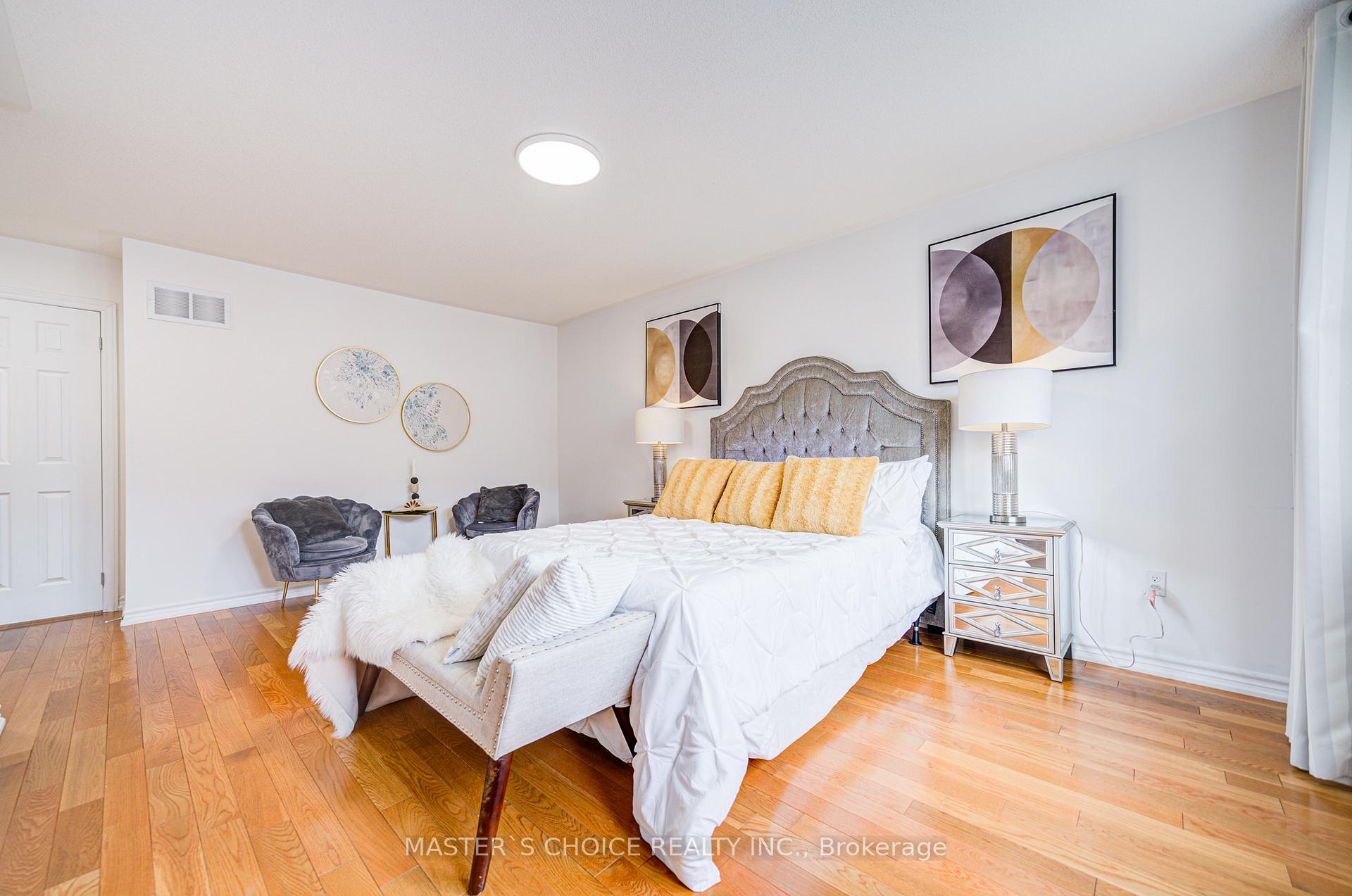 Photo 37 of 729 Hammersly Boulevard, Markham, Wismer — HOMEH