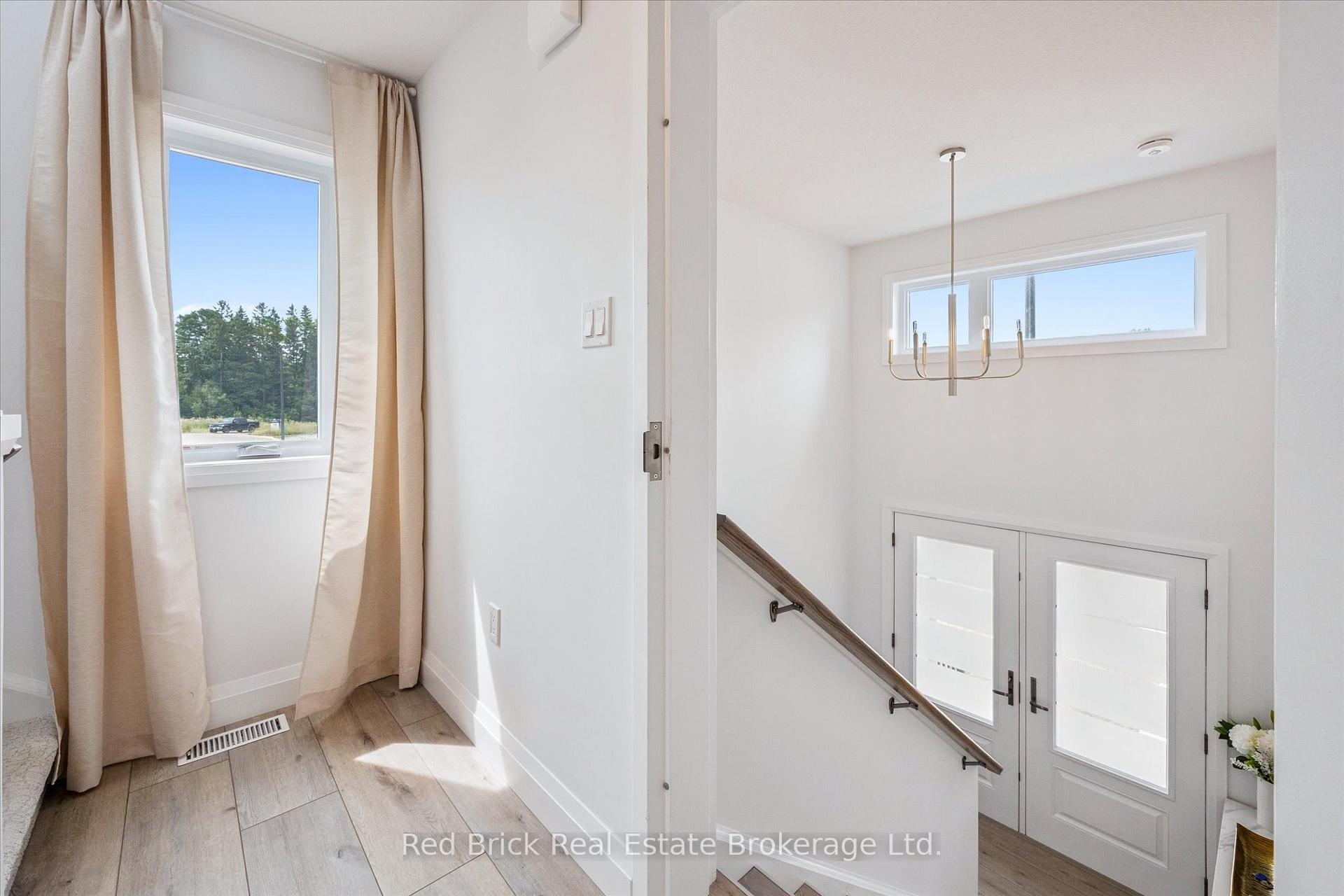 Photo 6 of Unit 10, 182 Bridge Crescent, Minto — HOMEH