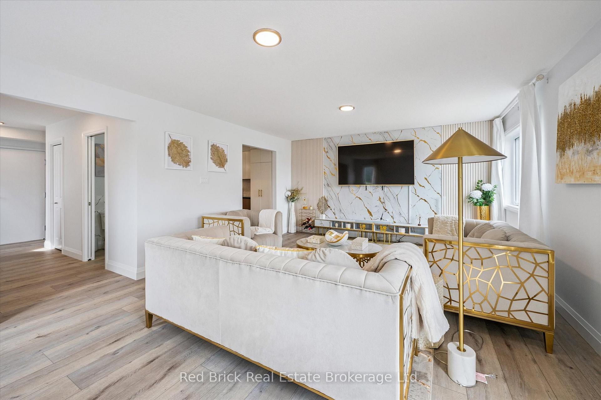 Photo 7 of Unit 10, 182 Bridge Crescent, Minto — HOMEH