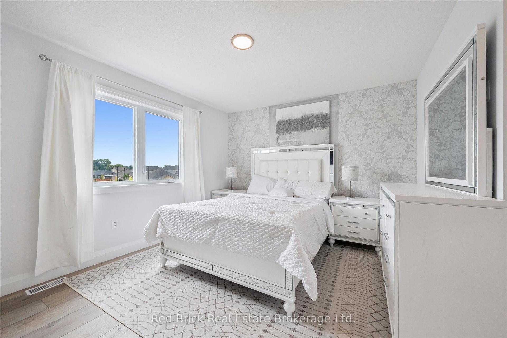 Photo 21 of Unit 10, 182 Bridge Crescent, Minto — HOMEH