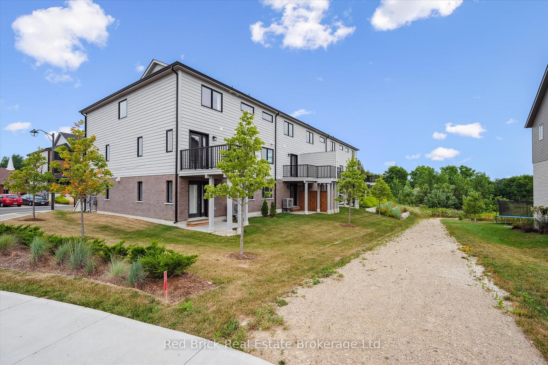Photo 28 of Unit 10, 182 Bridge Crescent, Minto — HOMEH