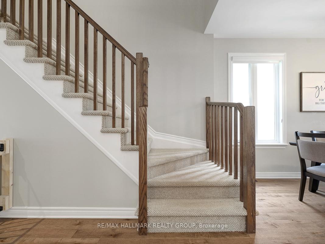 Photo 5 of 103 Warrior Street, Ottawa, Kanata - Emerald Meadows/Trailwest — HOMEH