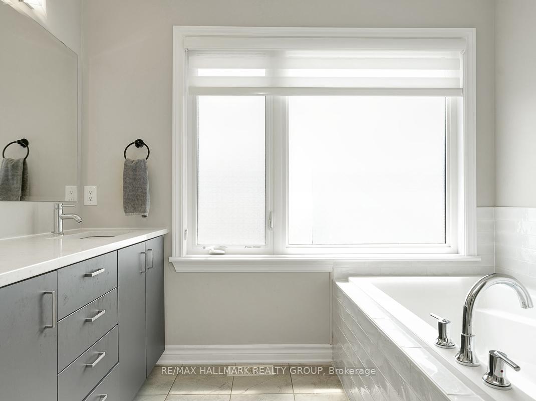 Photo 24 of 103 Warrior Street, Ottawa, Kanata - Emerald Meadows/Trailwest — HOMEH