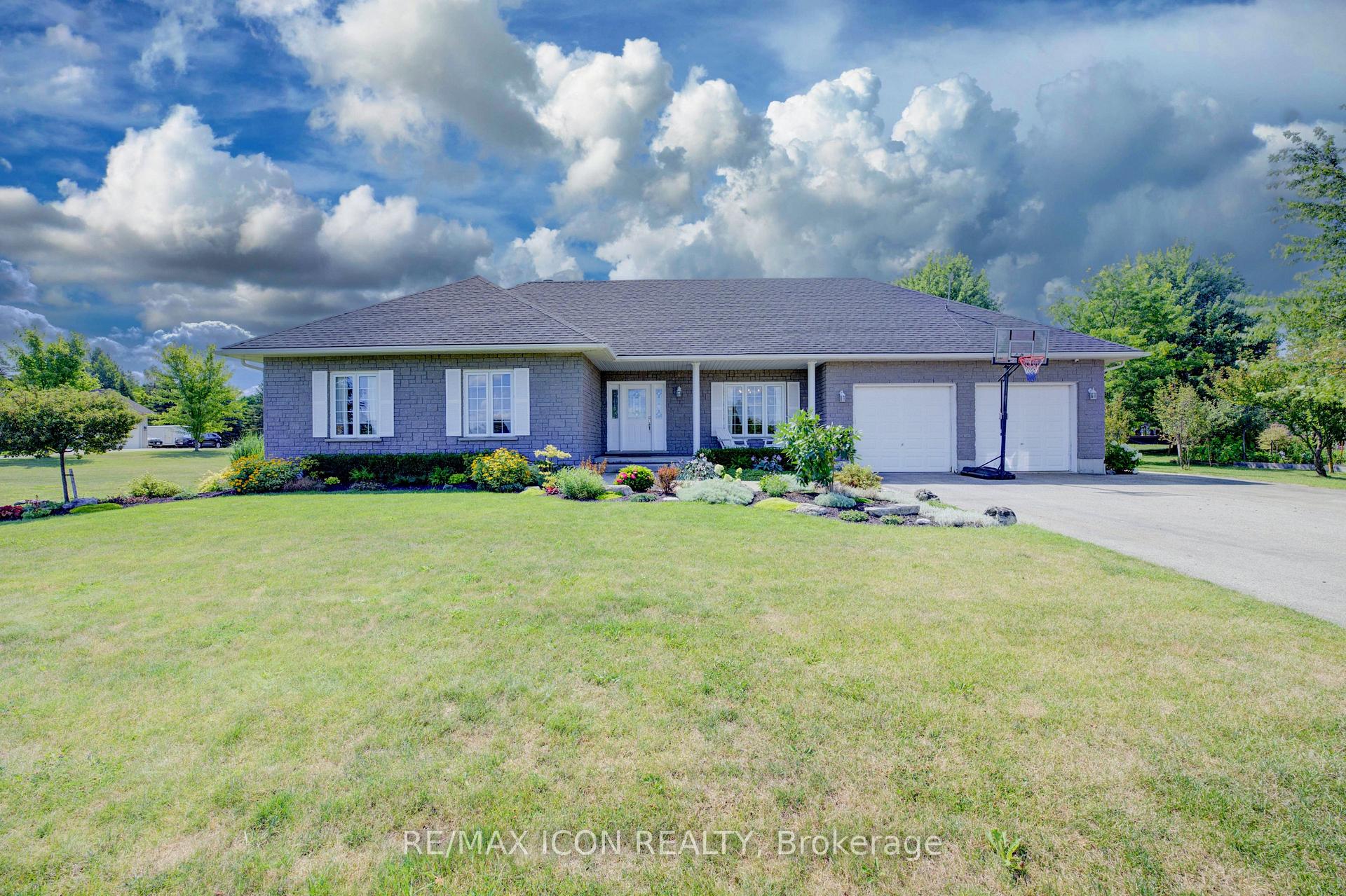 Photo 3 of 17 Minto Pines Road, Minto — HOMEH