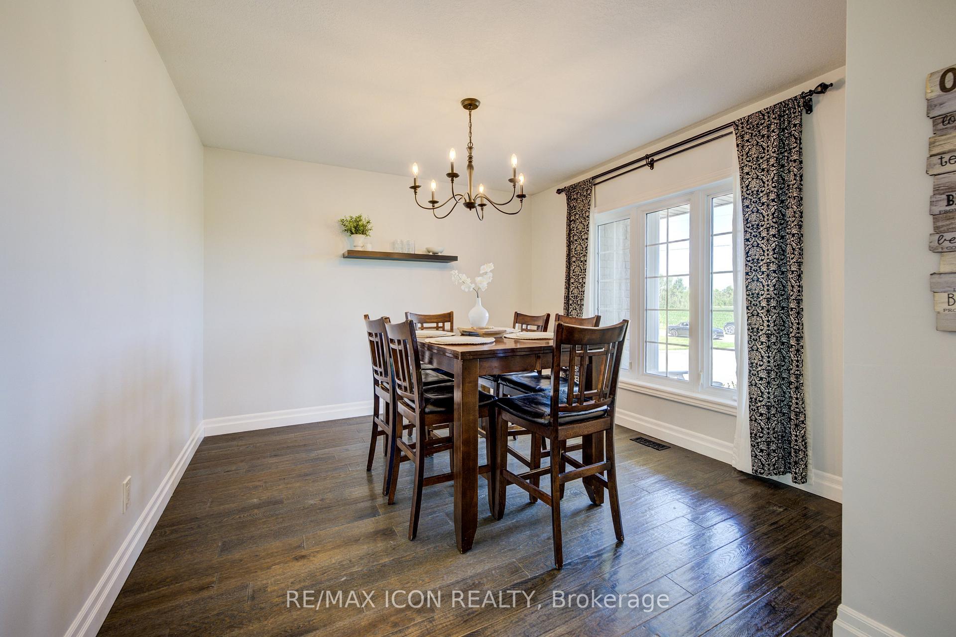 Photo 7 of 17 Minto Pines Road, Minto — HOMEH