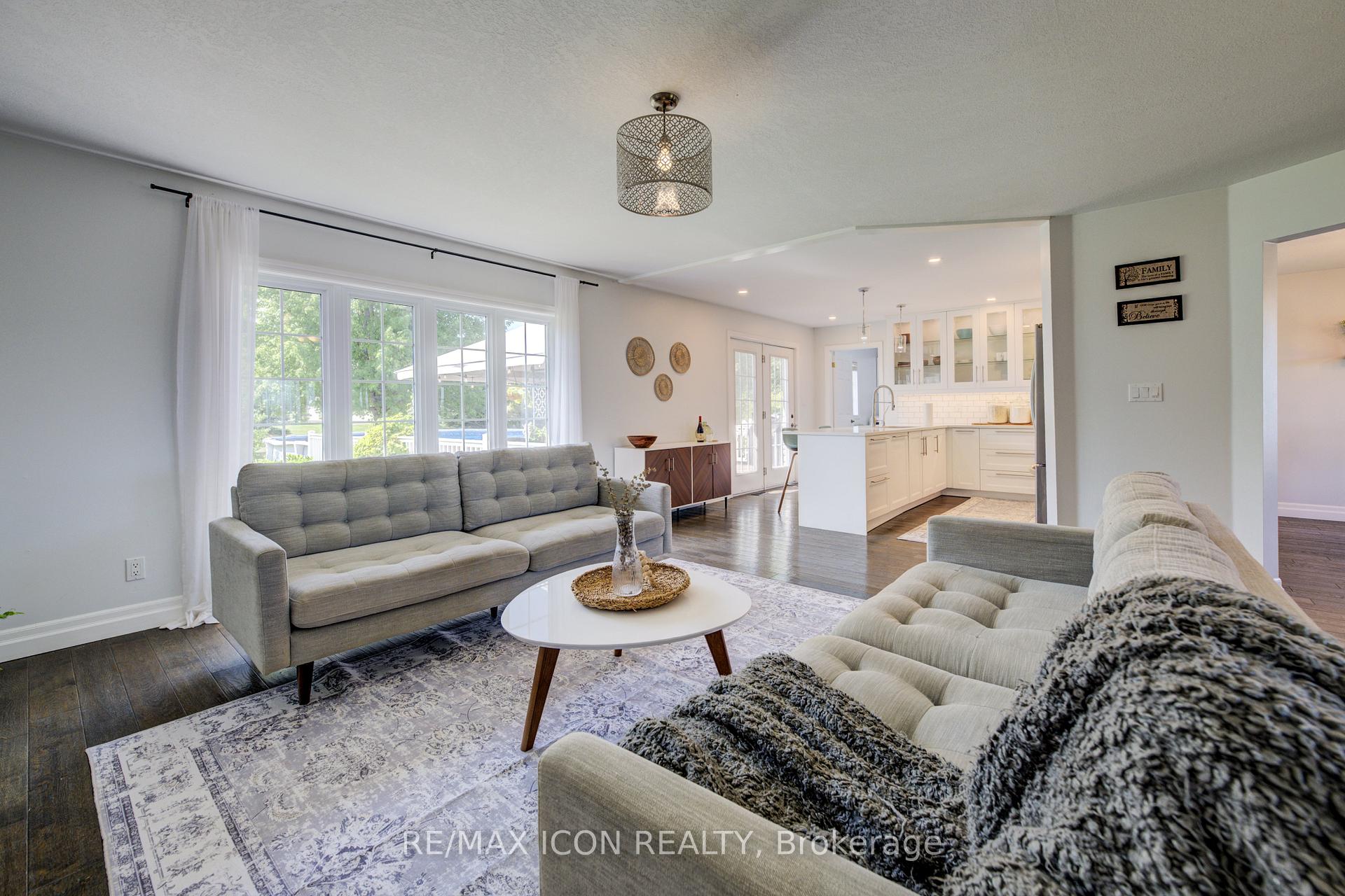 Photo 14 of 17 Minto Pines Road, Minto — HOMEH