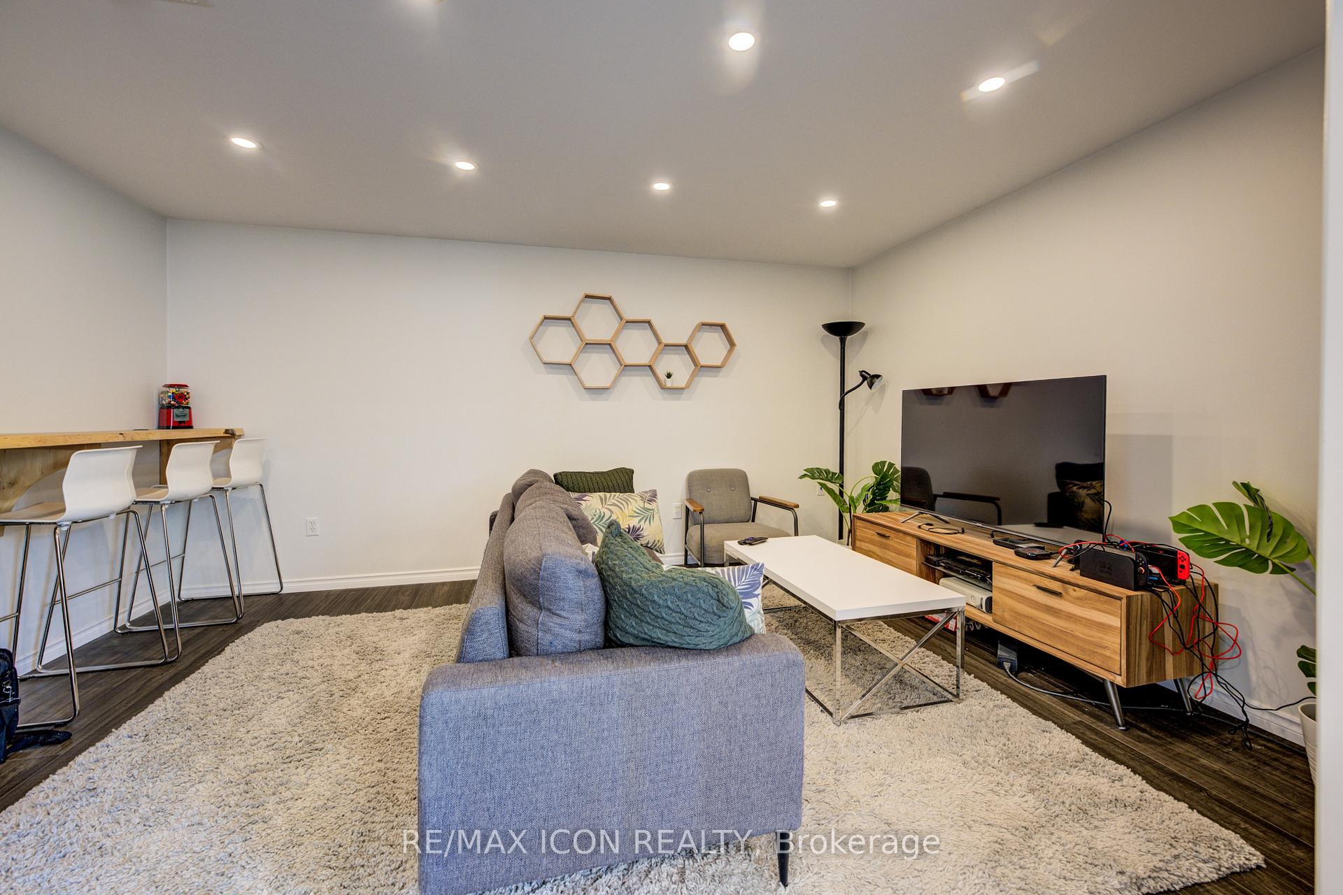 Photo 36 of 17 Minto Pines Road, Minto — HOMEH