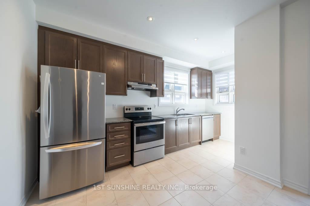 Photo 8 of 56 Imperial College Lane, Markham, Wismer — HOMEH