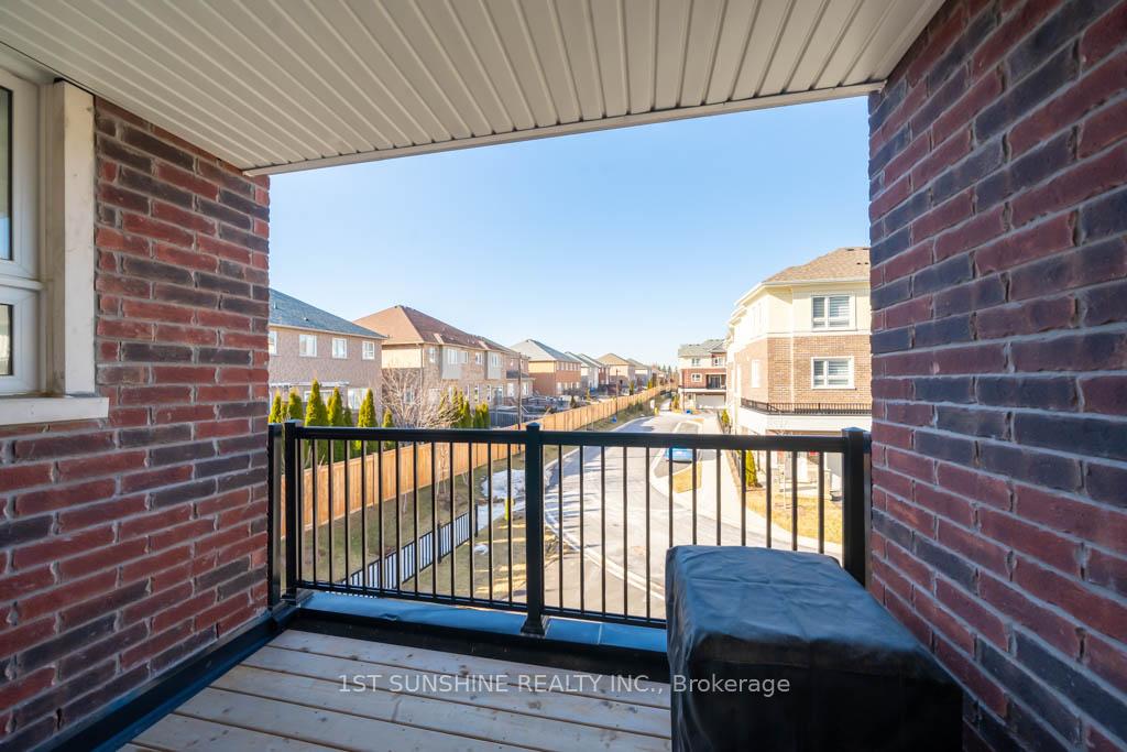 Photo 12 of 56 Imperial College Lane, Markham, Wismer — HOMEH