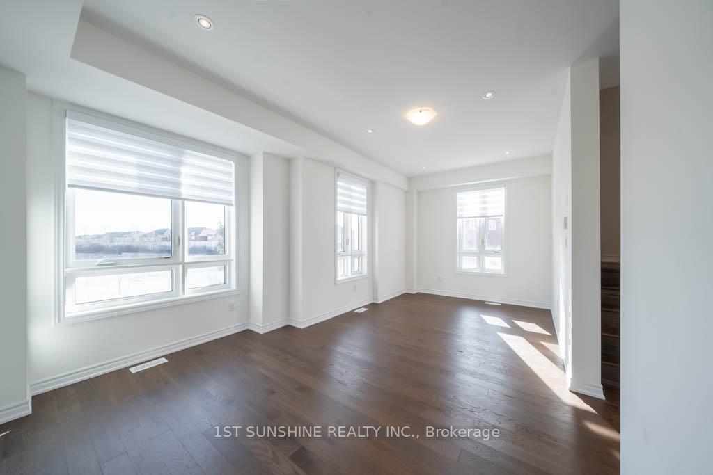 Photo 19 of 56 Imperial College Lane, Markham, Wismer — HOMEH