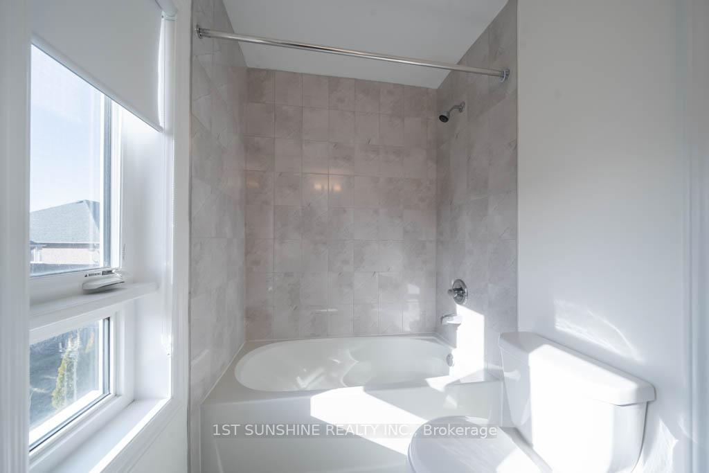 Photo 22 of 56 Imperial College Lane, Markham, Wismer — HOMEH