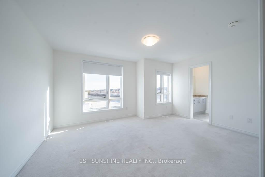 Photo 24 of 56 Imperial College Lane, Markham, Wismer — HOMEH