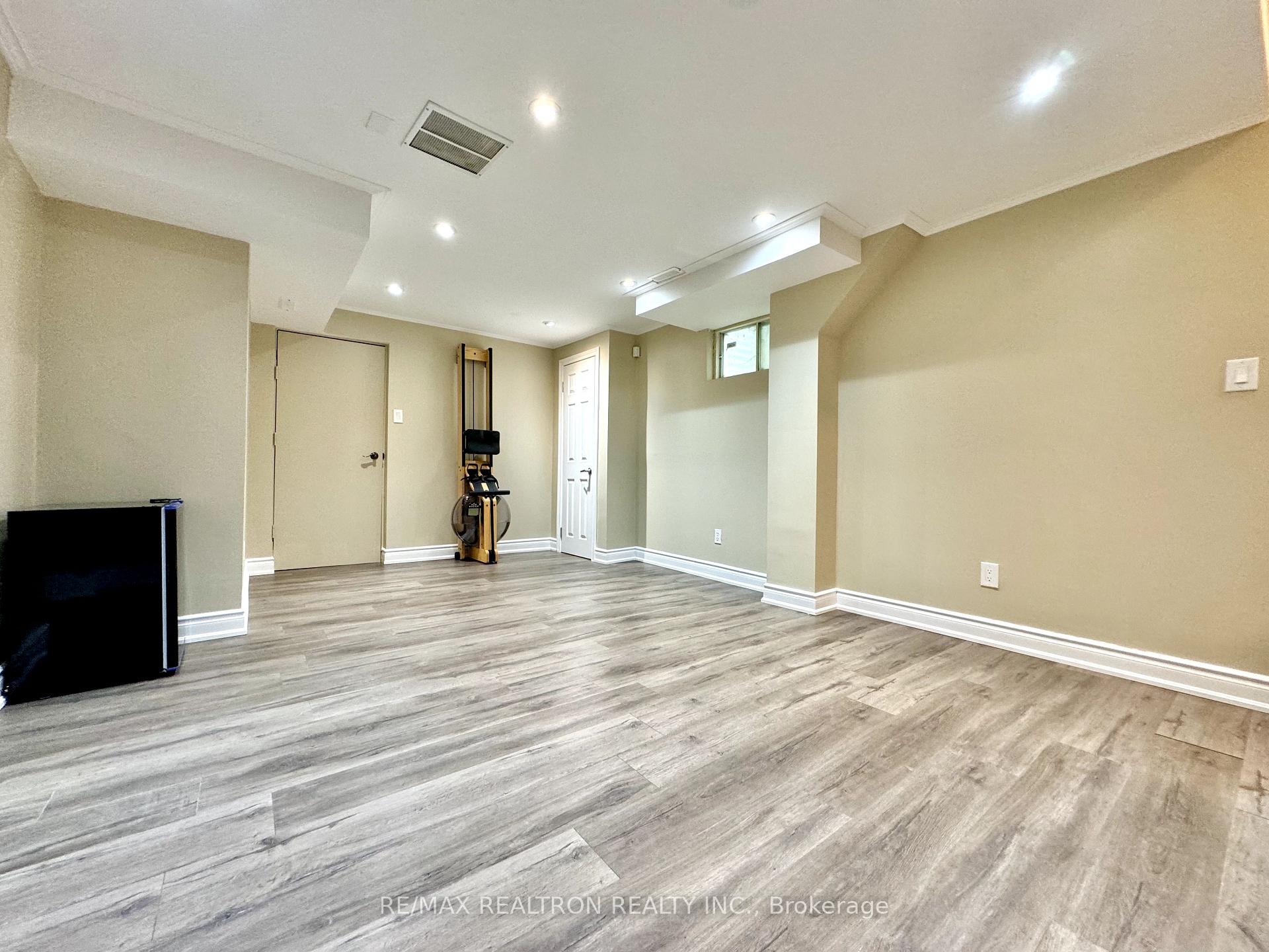 Photo 29 of 228 Risebrough Circle, Markham, Milliken Mills West — HOMEH