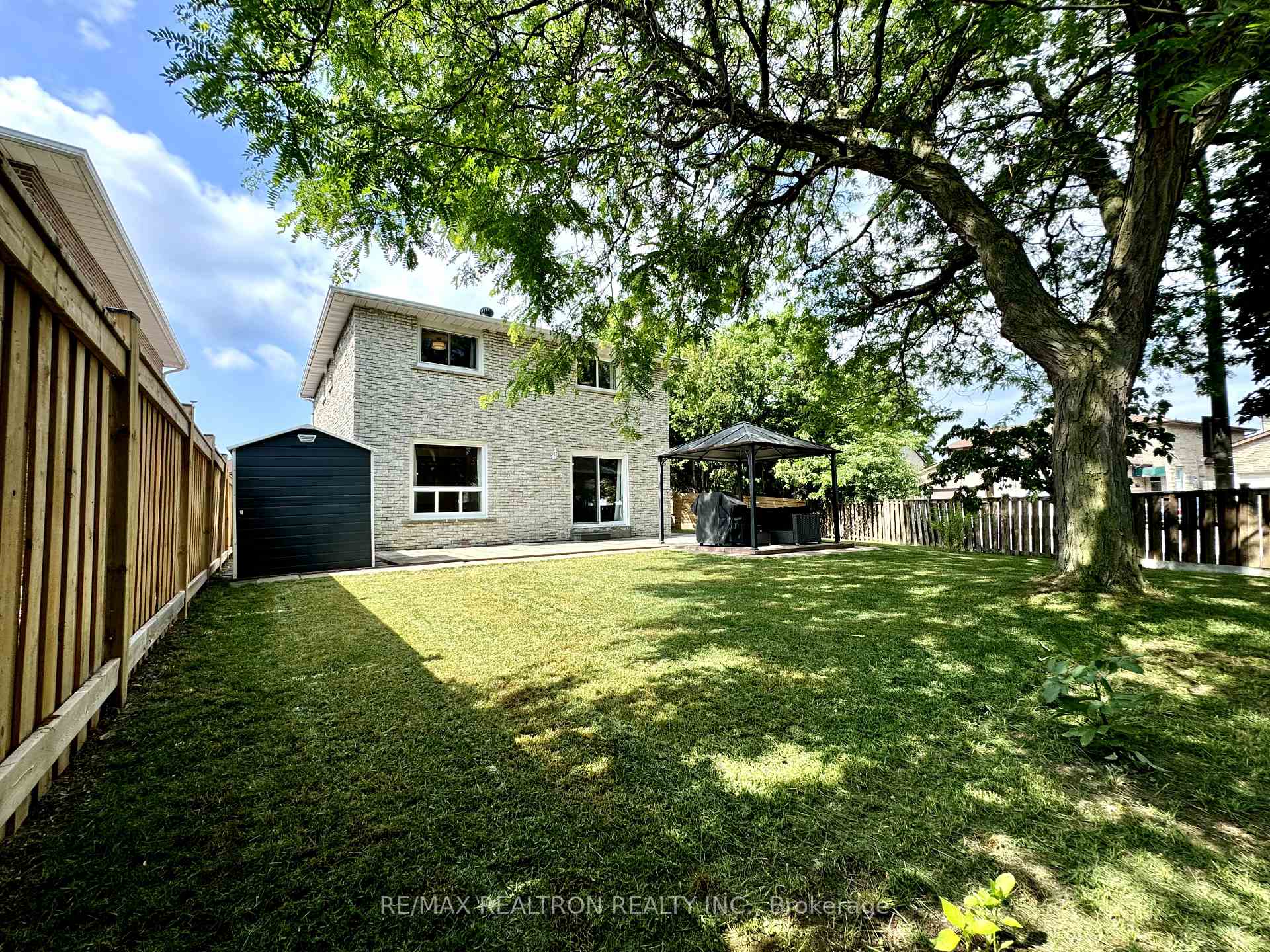 Photo 31 of 228 Risebrough Circle, Markham, Milliken Mills West — HOMEH
