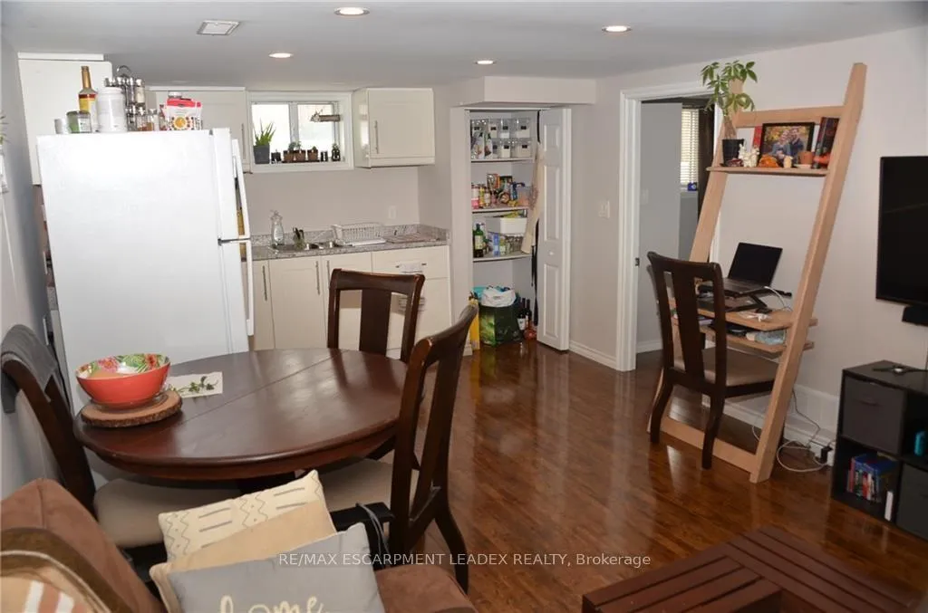 Photo 2 of Unit 2, 82 Palmer Road, Hamilton, Berrisfield — HOMEH