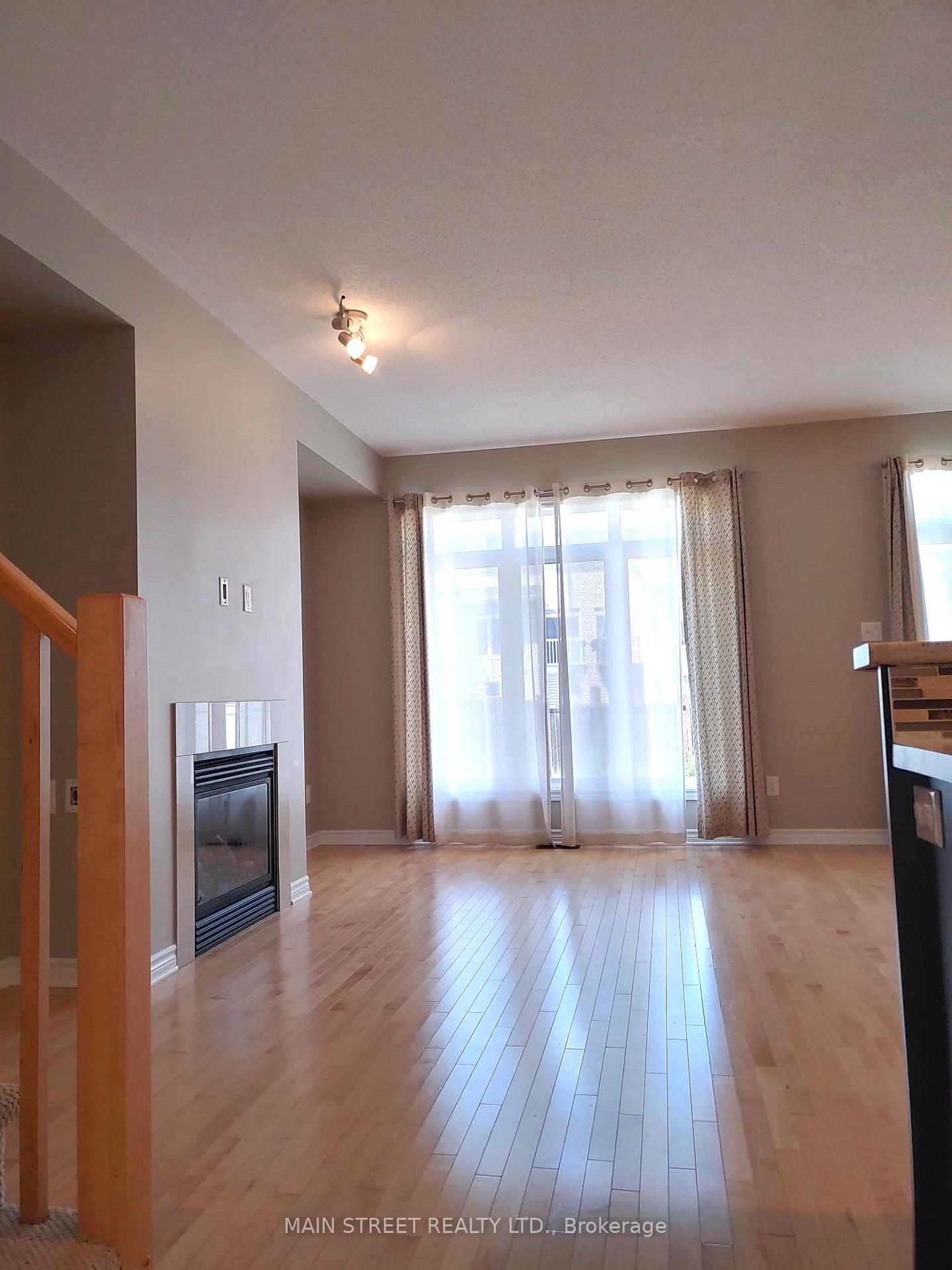 Photo 2 of 351 Kingbrook Drive, Ottawa, Kanata - Bridlewood — HOMEH
