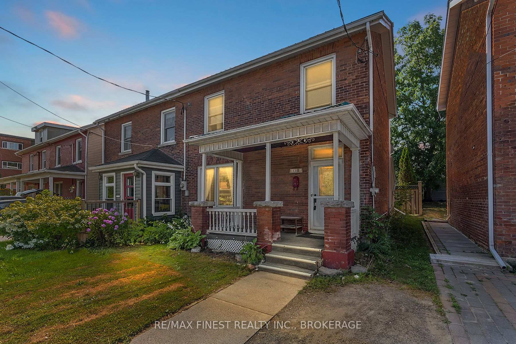 Photo 1 of 126 Stephen Street, Kingston, East of Sir John A. Blvd — HOMEH