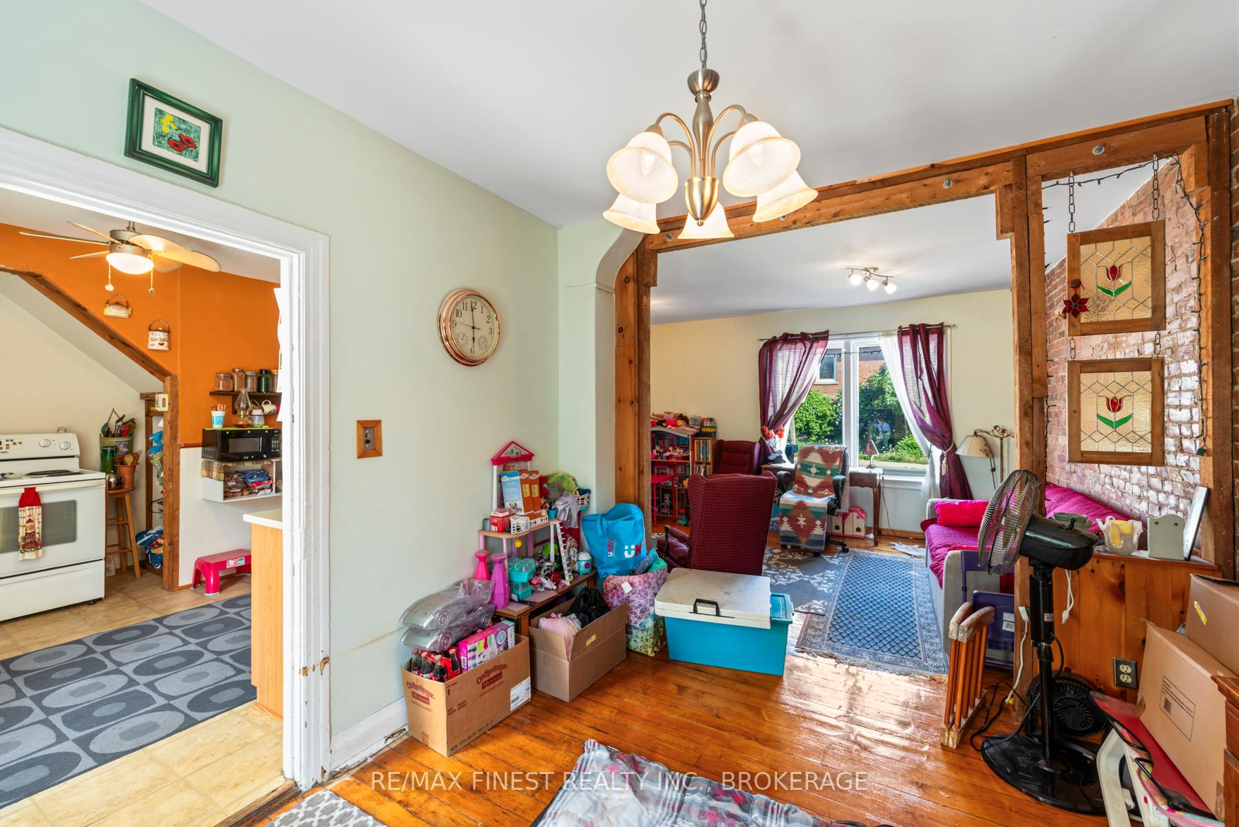 Photo 12 of 126 Stephen Street, Kingston, East of Sir John A. Blvd — HOMEH