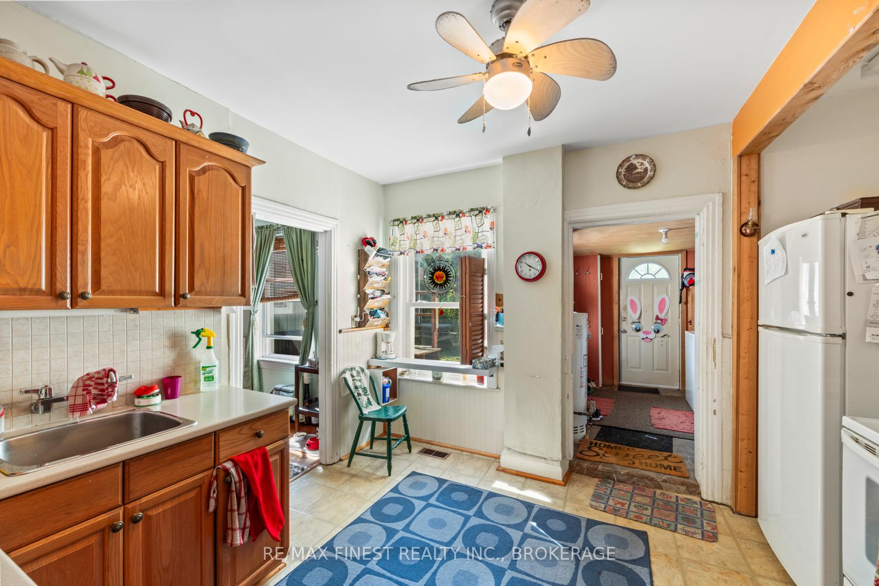 Photo 15 of 126 Stephen Street, Kingston, East of Sir John A. Blvd — HOMEH