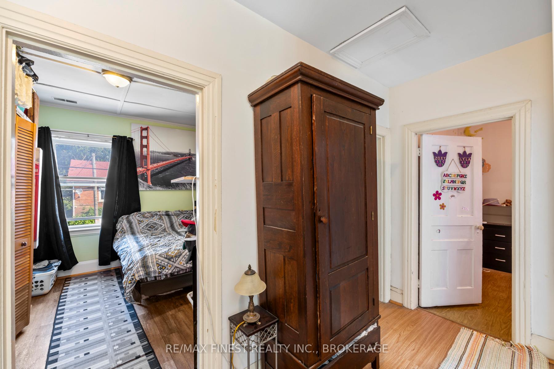 Photo 19 of 126 Stephen Street, Kingston, East of Sir John A. Blvd — HOMEH