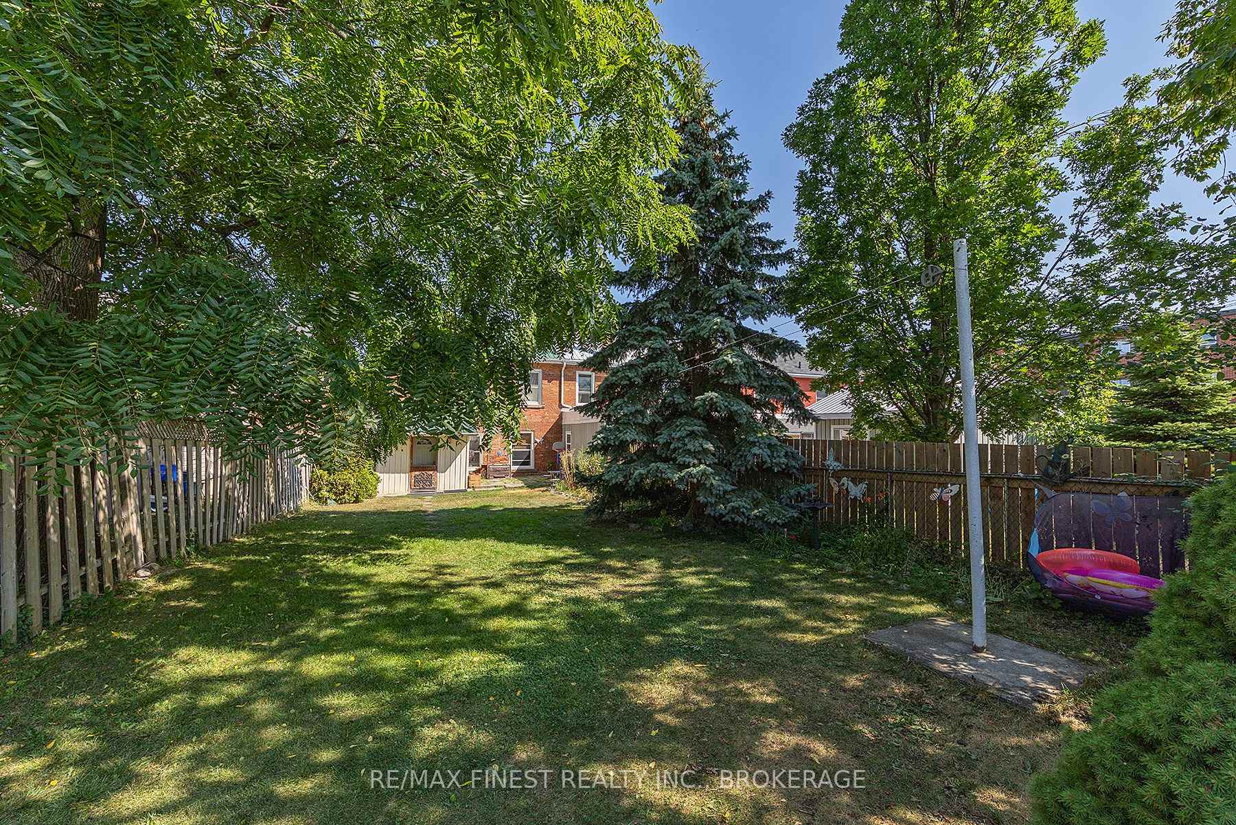 Photo 35 of 126 Stephen Street, Kingston, East of Sir John A. Blvd — HOMEH