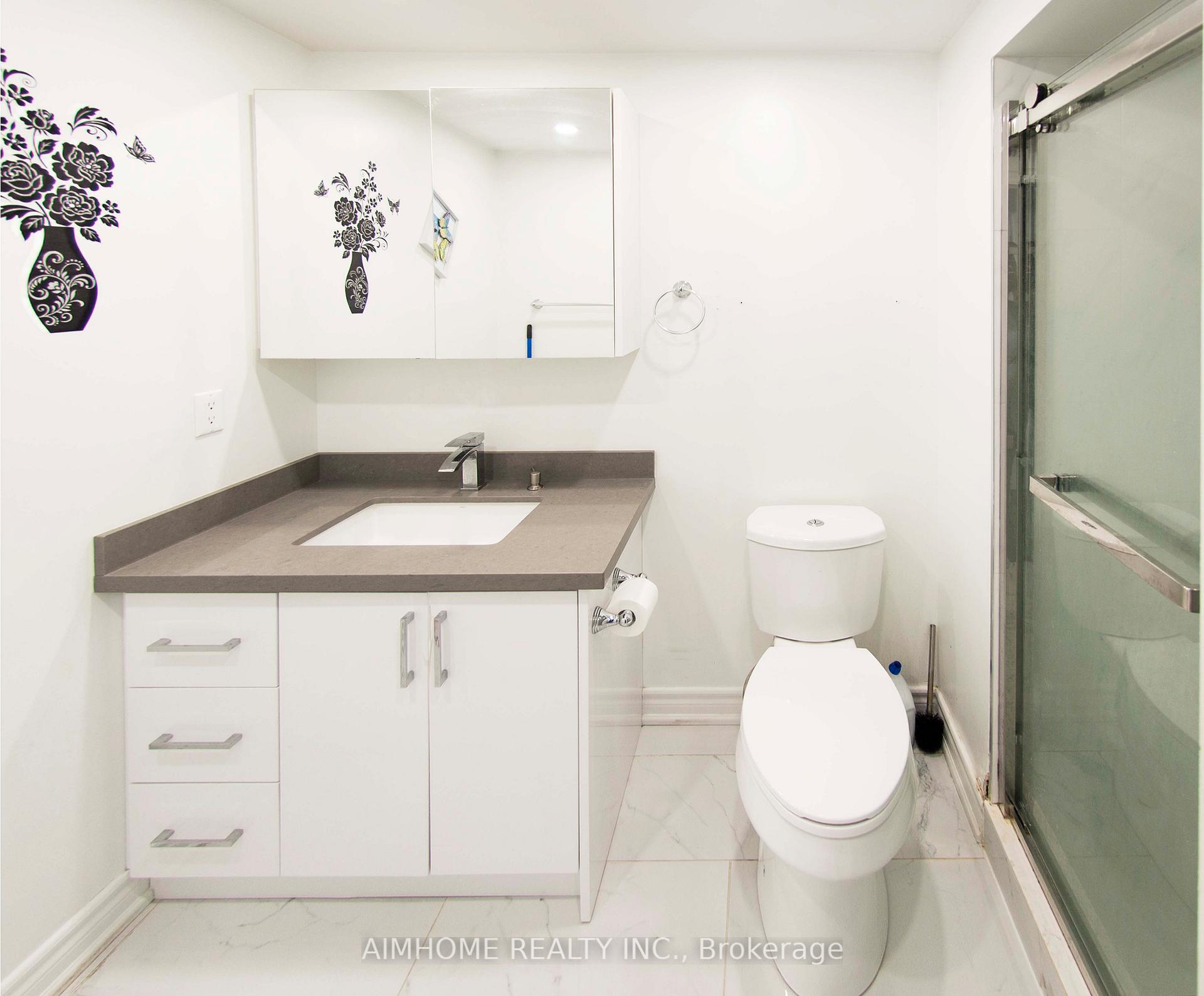 Photo 11 of 15 Lavron Court, Markham, Middlefield — HOMEH