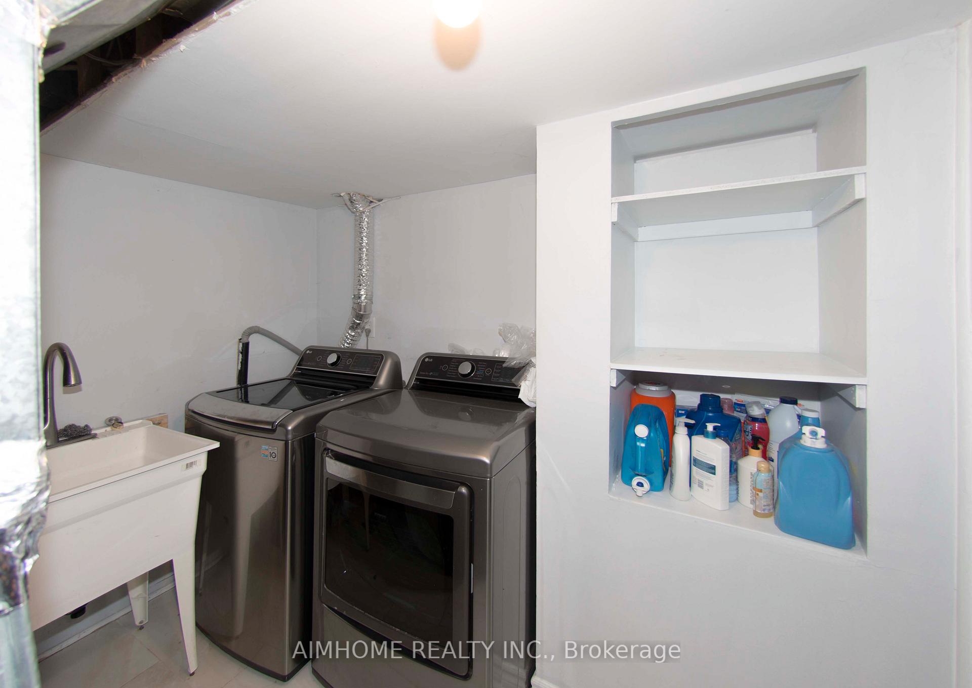 Photo 17 of 15 Lavron Court, Markham, Middlefield — HOMEH