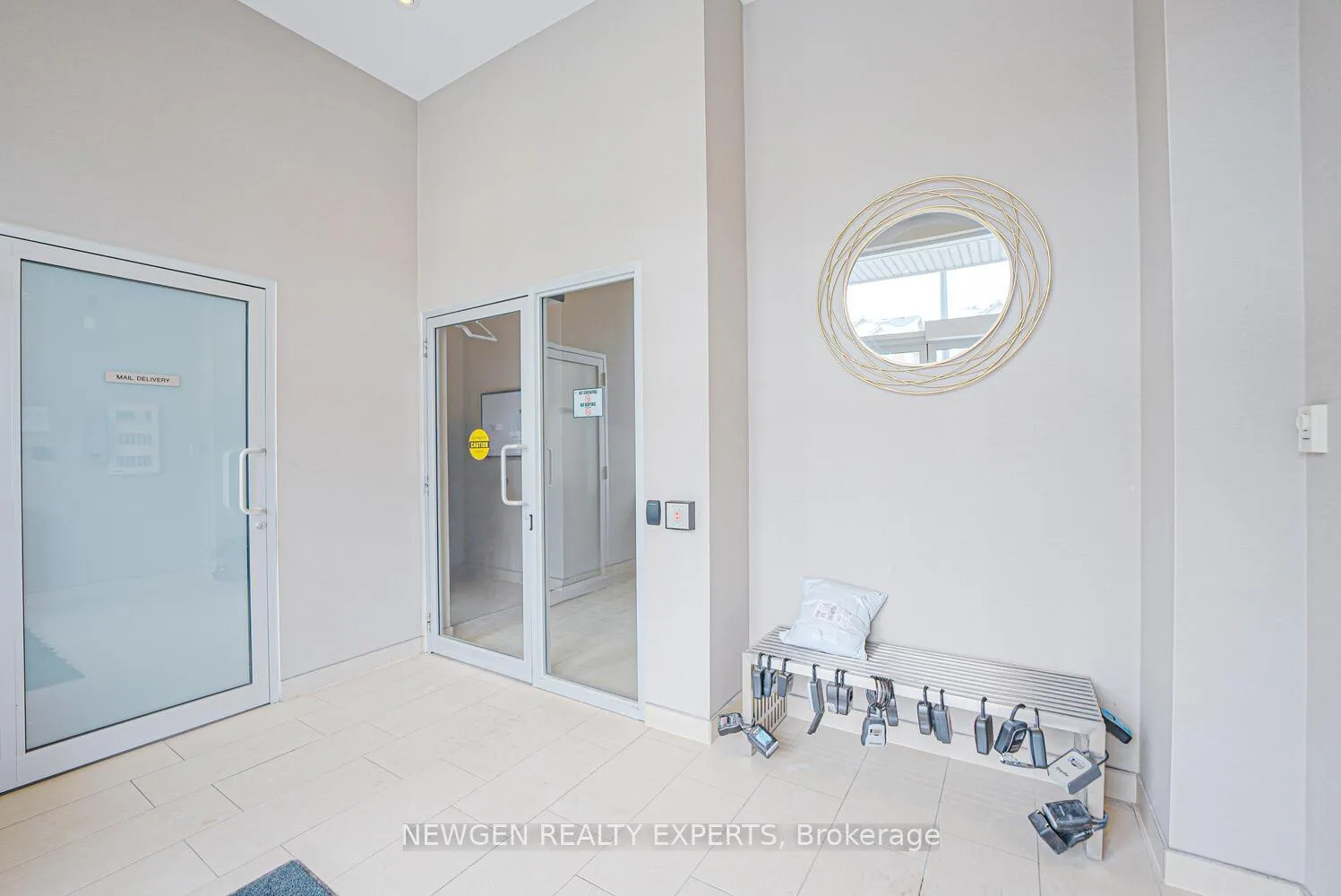 Photo 4 of Unit 306, 50 Sky Harbour Drive, Brampton, Brampton West — HOMEH
