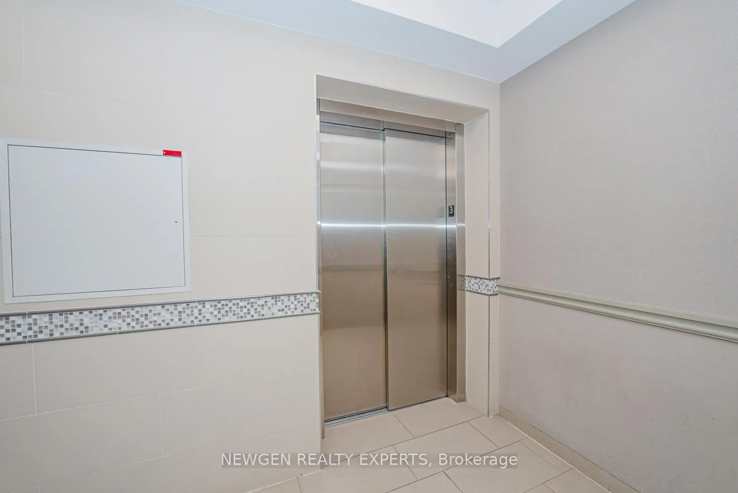 Photo 7 of Unit 306, 50 Sky Harbour Drive, Brampton, Brampton West — HOMEH