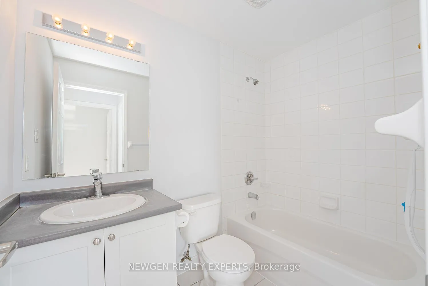 Photo 29 of Unit 306, 50 Sky Harbour Drive, Brampton, Brampton West — HOMEH