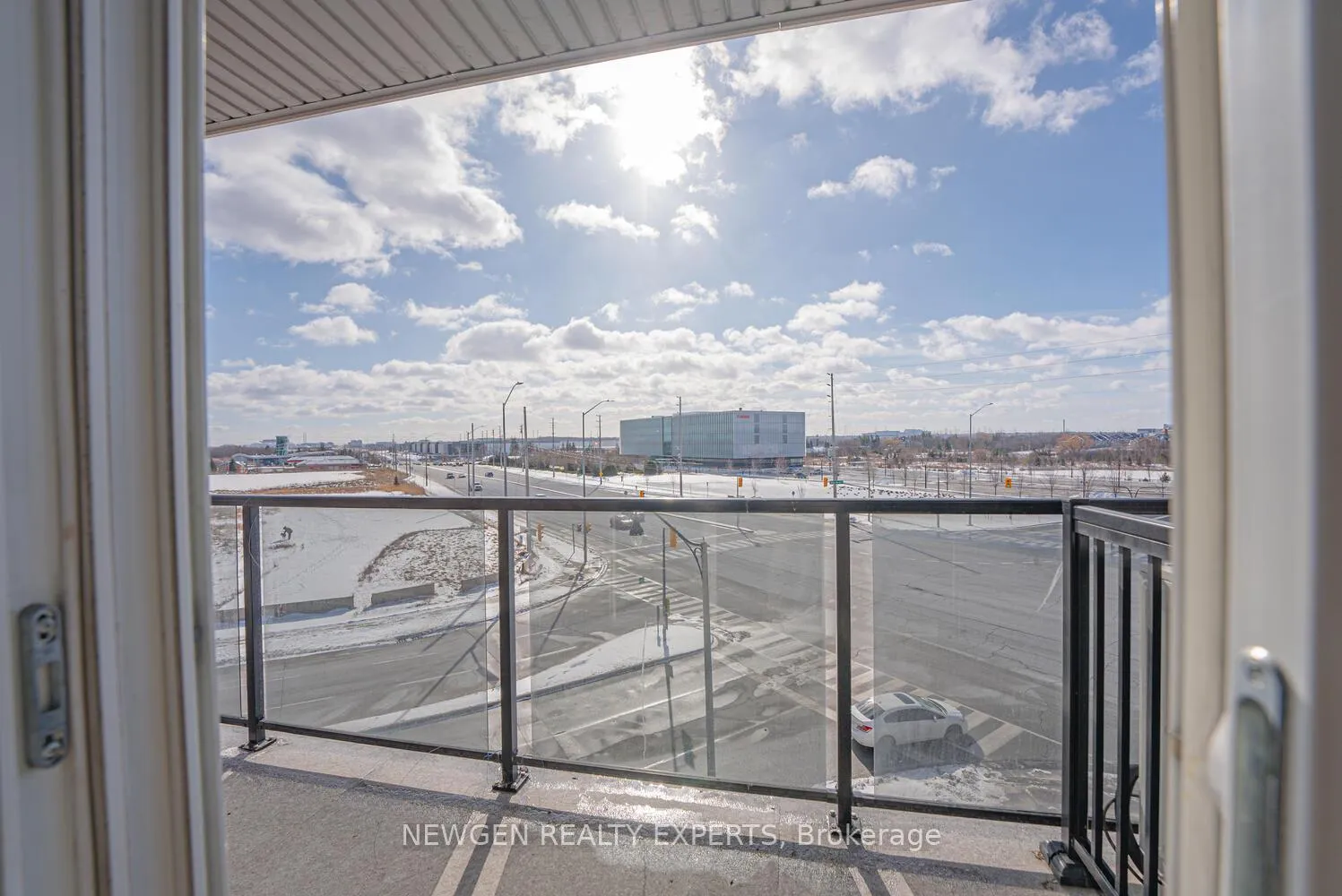 Photo 31 of Unit 306, 50 Sky Harbour Drive, Brampton, Brampton West — HOMEH