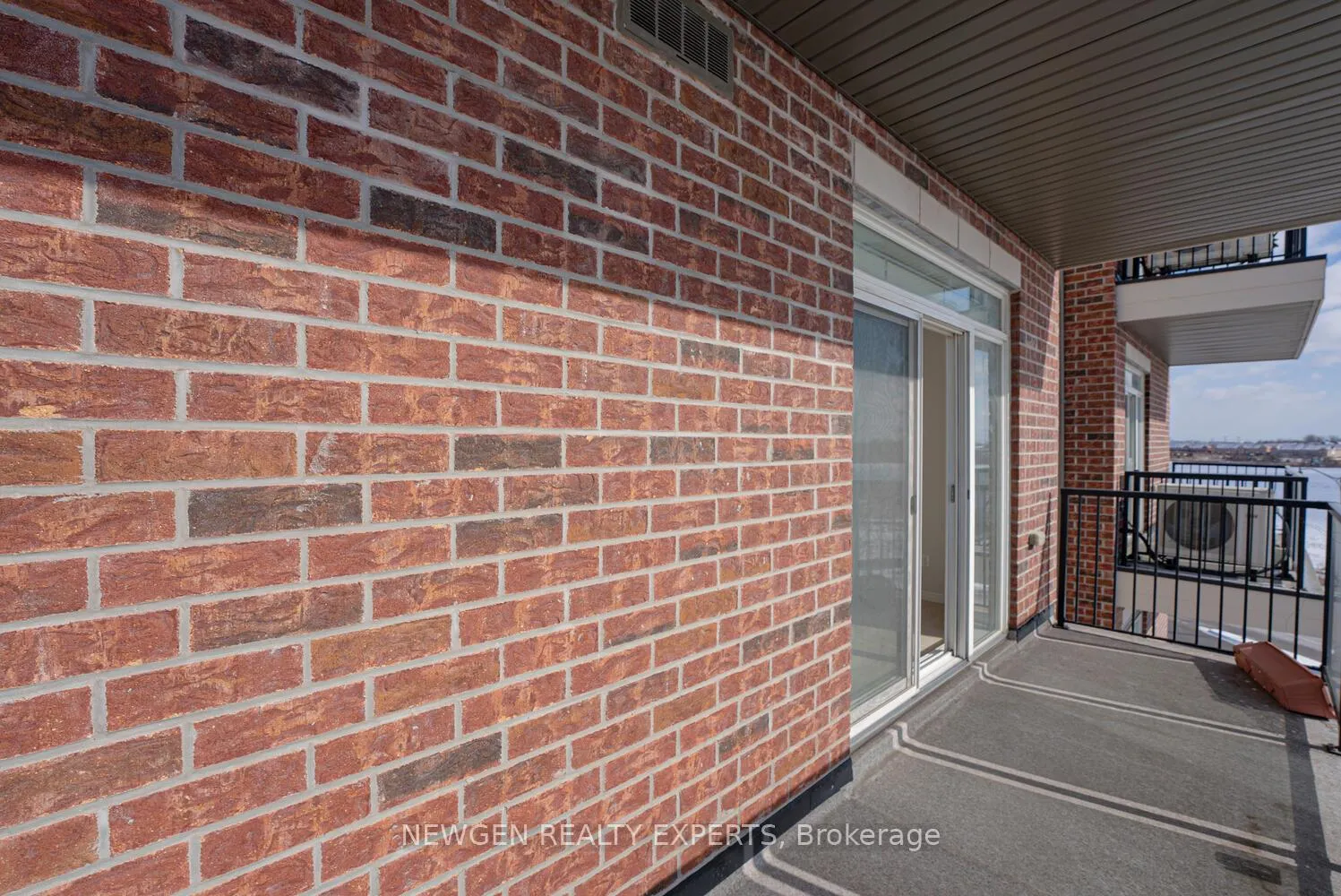 Photo 35 of Unit 306, 50 Sky Harbour Drive, Brampton, Brampton West — HOMEH