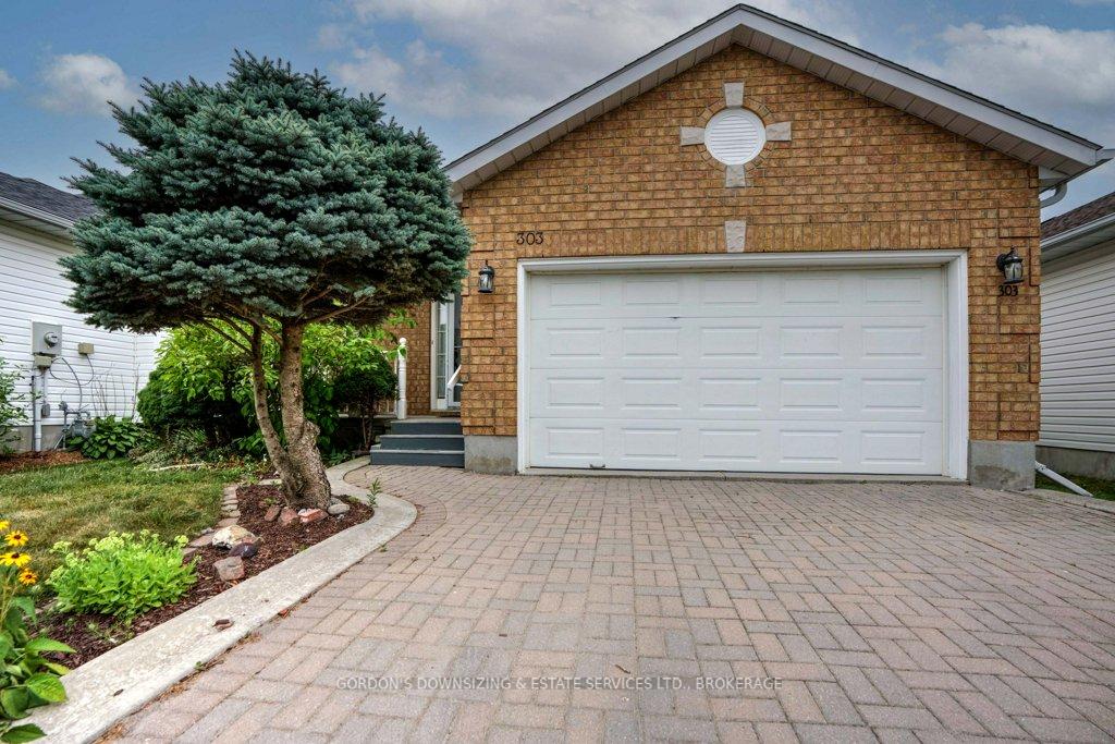Photo 1 of 303 Cavendish Crescent, Kingston, City Northwest — HOMEH