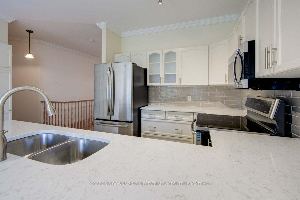 Photo 13 of 303 Cavendish Crescent, Kingston, City Northwest — HOMEH
