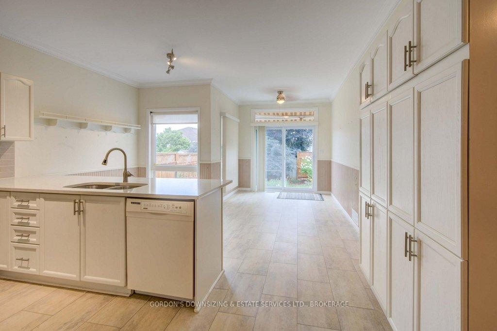 Photo 17 of 303 Cavendish Crescent, Kingston, City Northwest — HOMEH