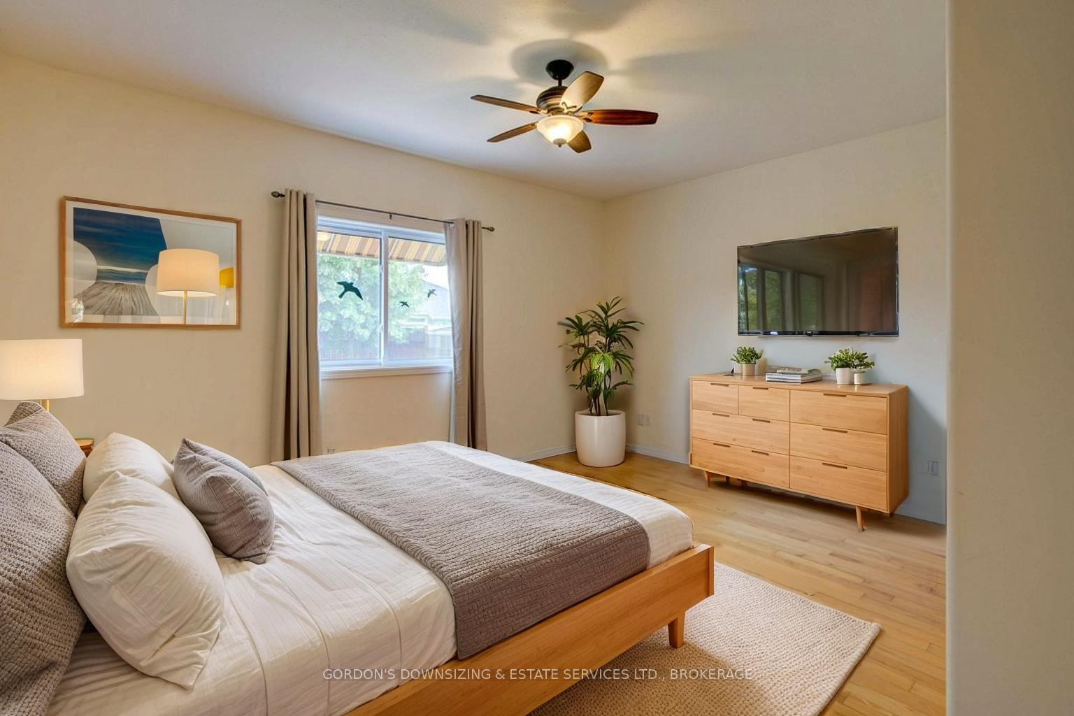 Photo 21 of 303 Cavendish Crescent, Kingston, City Northwest — HOMEH