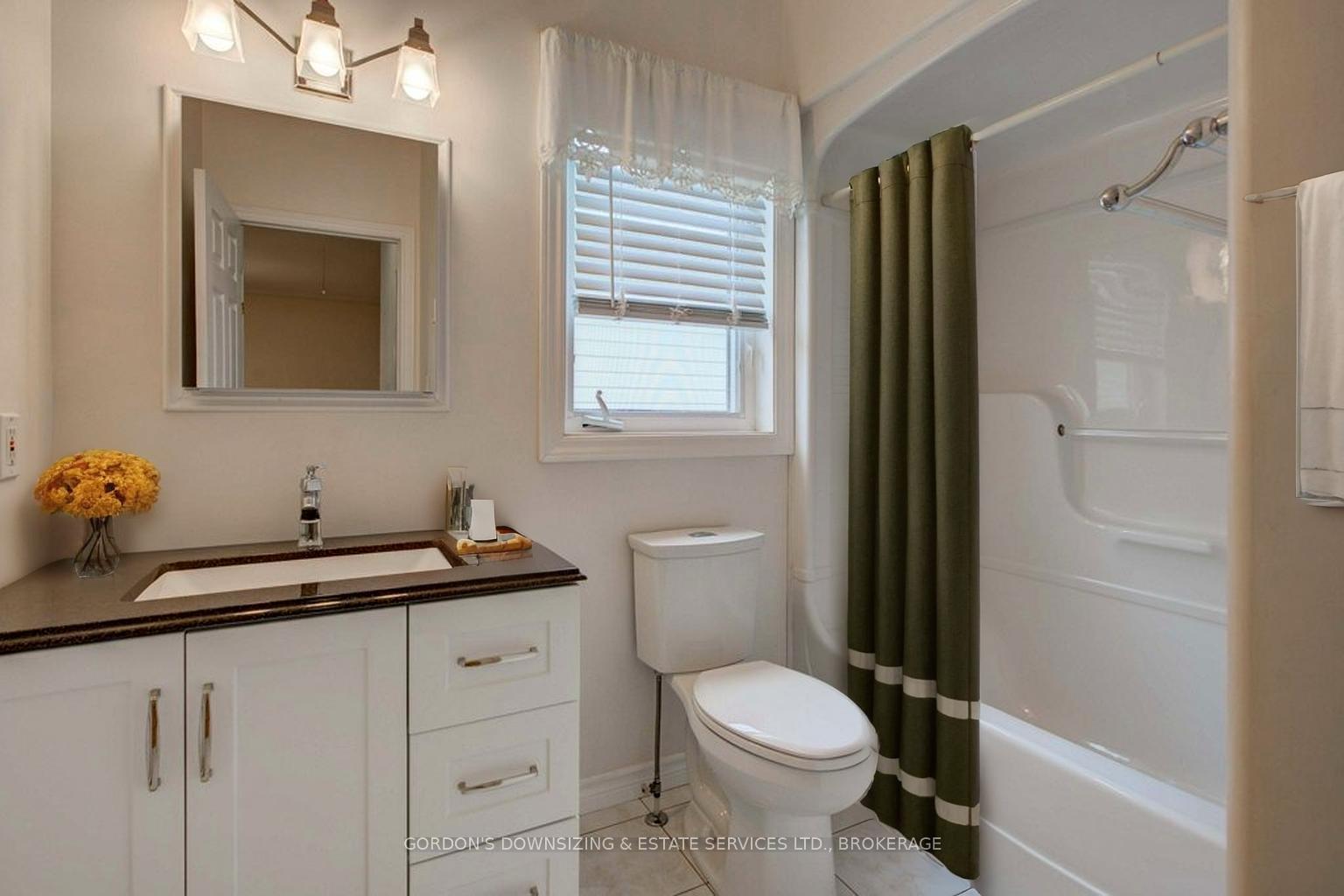 Photo 29 of 303 Cavendish Crescent, Kingston, City Northwest — HOMEH