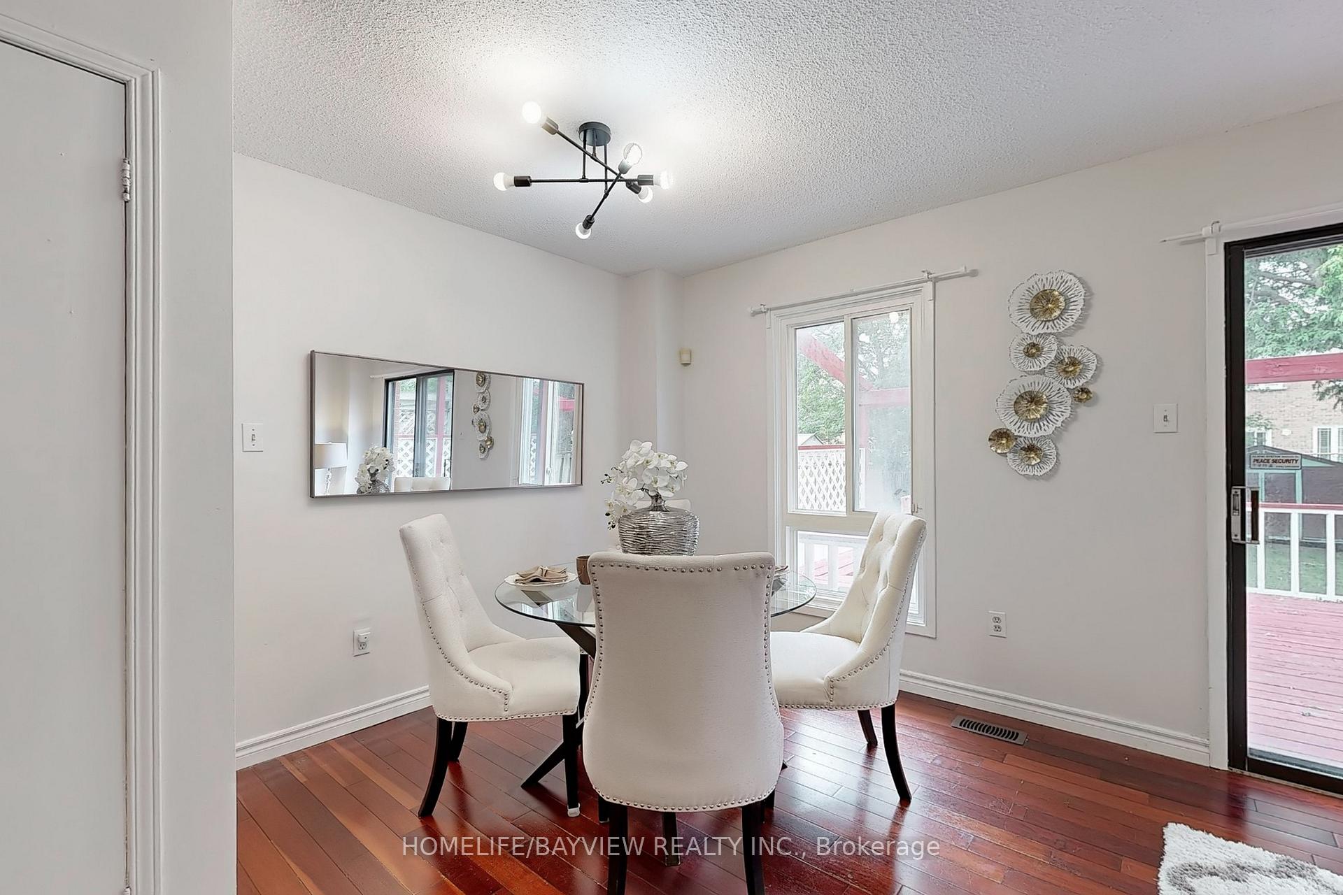 Photo 9 of 140 Ashmore Crescent, Markham, Milliken Mills East — HOMEH