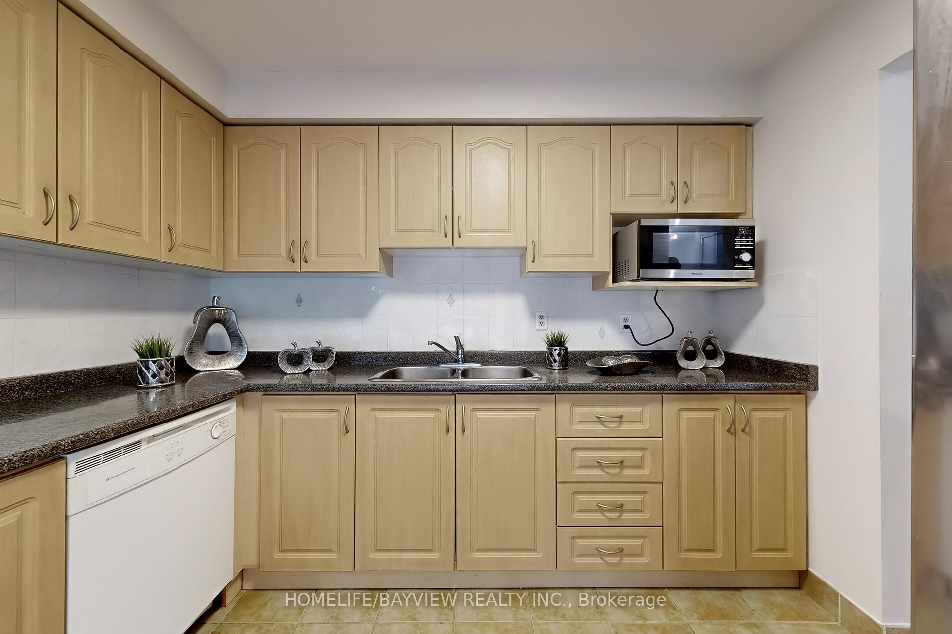 Photo 13 of 140 Ashmore Crescent, Markham, Milliken Mills East — HOMEH