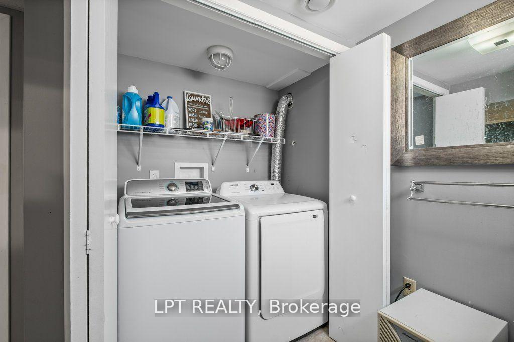 Photo 23 of 975 Warburton Crescent, Kingston, East Gardiners Rd — HOMEH