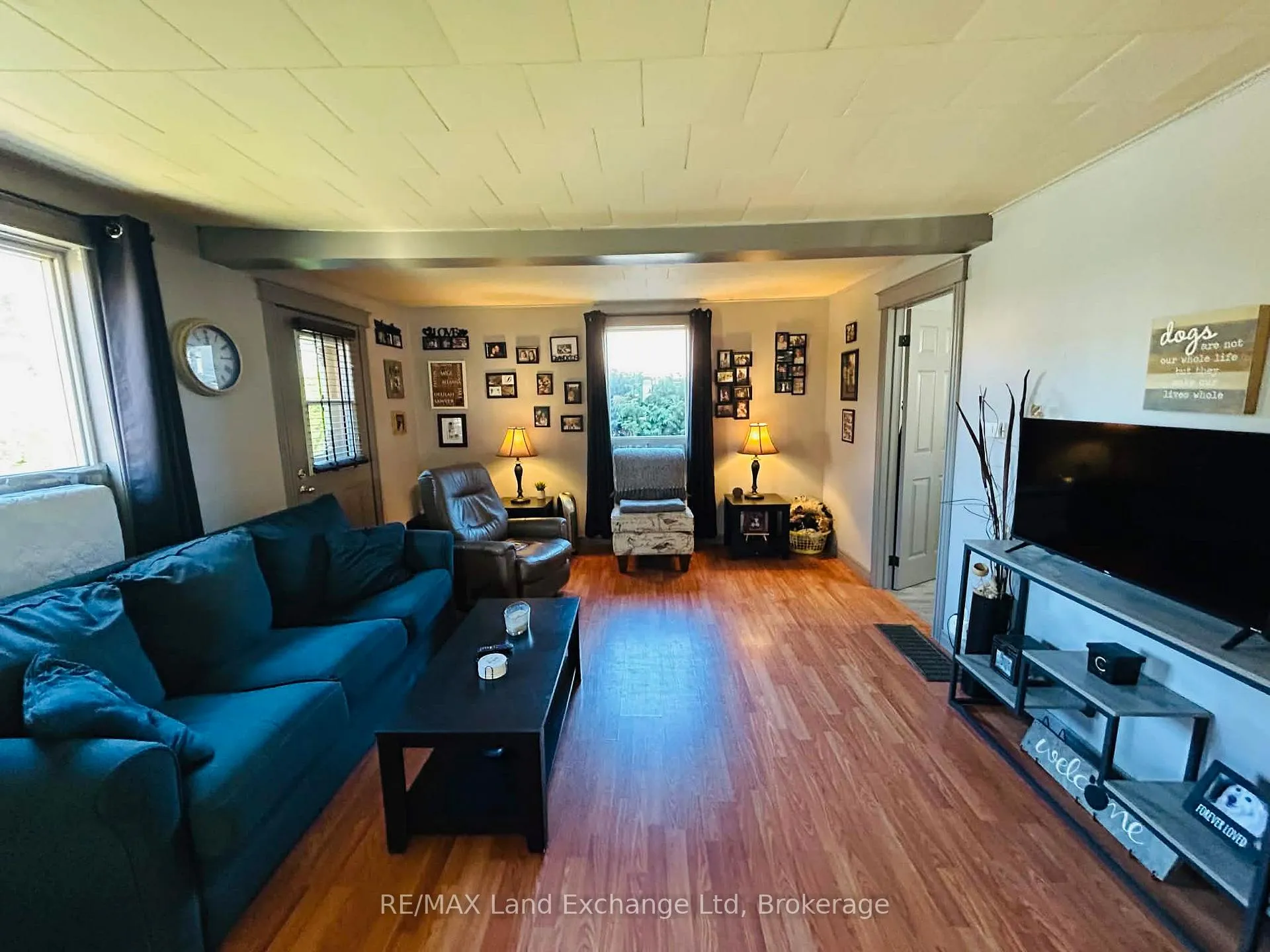 Photo 3 of 130 Henry Street, Minto — HOMEH
