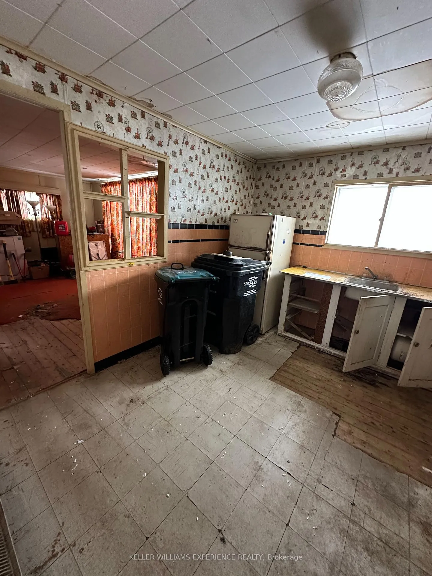 Photo 13 of 348 Norene Street, Midland — HOMEH