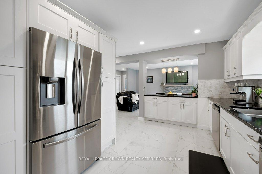 Photo 14 of 14 Pathfinder Crescent, Kitchener — HOMEH